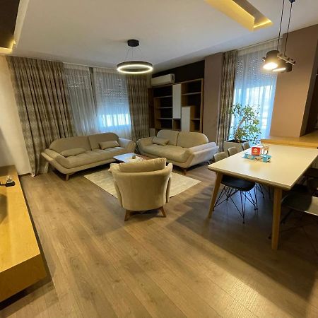 Mak Apartments Тирана Екстер'єр фото