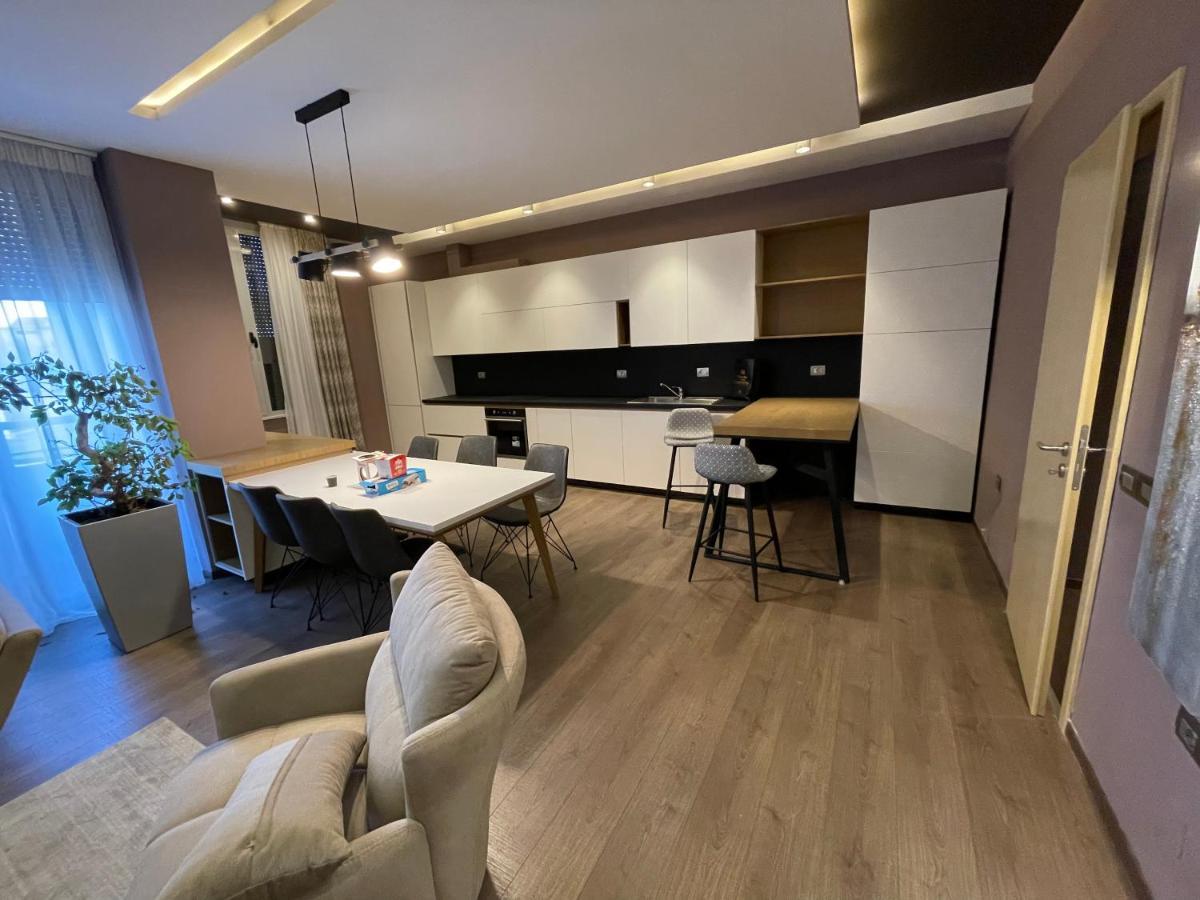Mak Apartments Тирана Екстер'єр фото